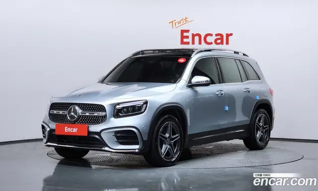 Mercedes-Benz GLB-Class 2025 2.0 автомат (гидро), миниатюра 1