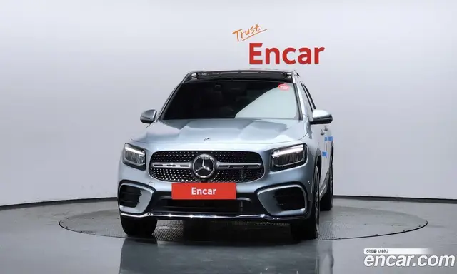 Mercedes-Benz GLB-Class 2025 2.0 автомат (гидро), миниатюра 3