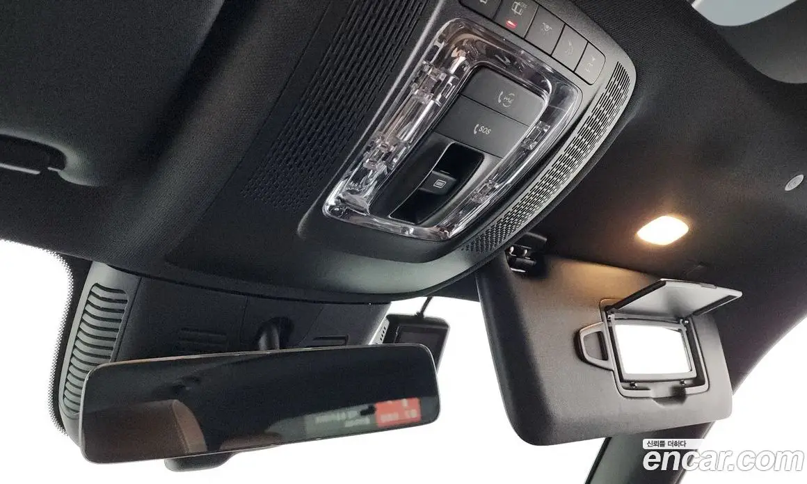 Mercedes-Benz GLB-Class 2025 2.0 автомат (гидро), фото 28