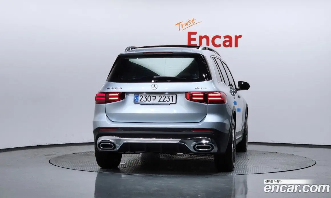 Mercedes-Benz GLB-Class 2025 2.0 автомат (гидро), фото 4