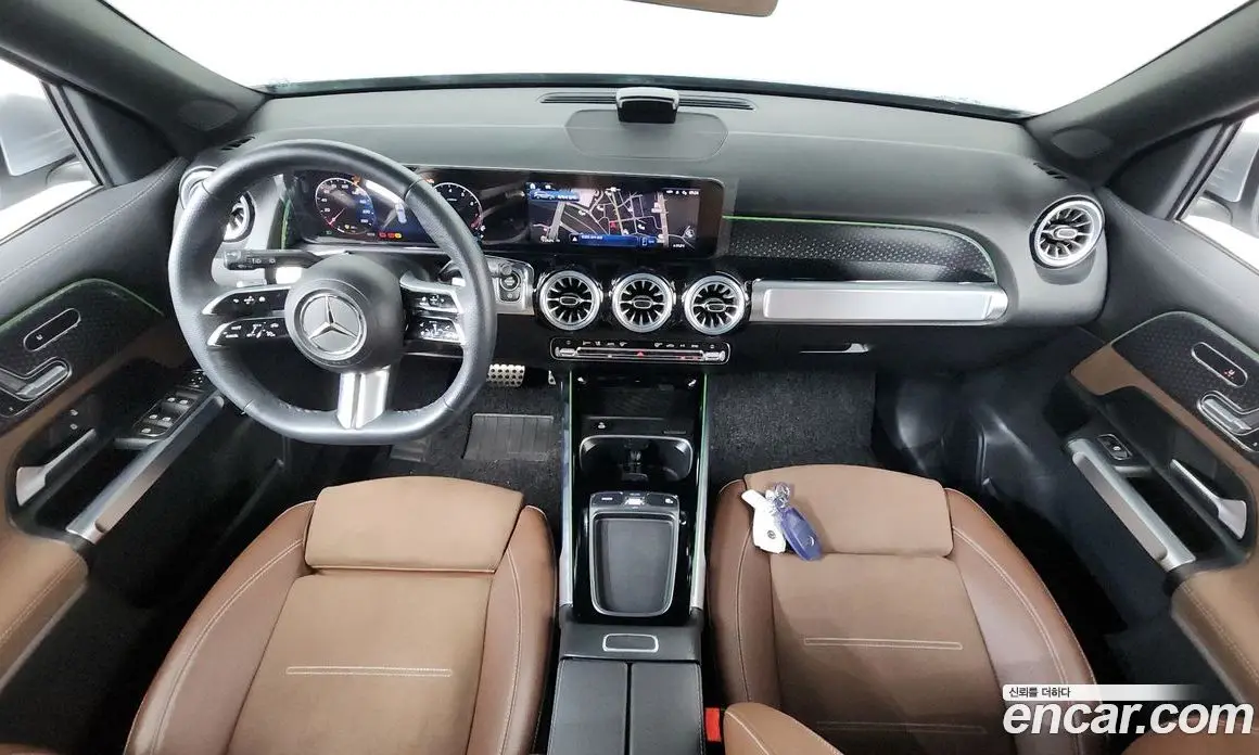 Mercedes-Benz GLB-Class 2025 2.0 автомат (гидро), фото 10