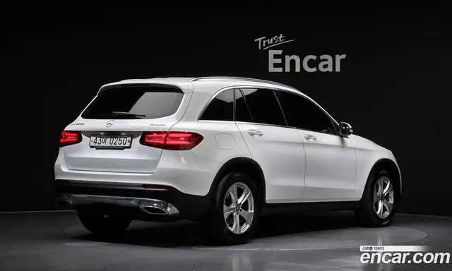 Mercedes-Benz GLC-Class 2016 2.1 автомат (гидро), миниатюра 2