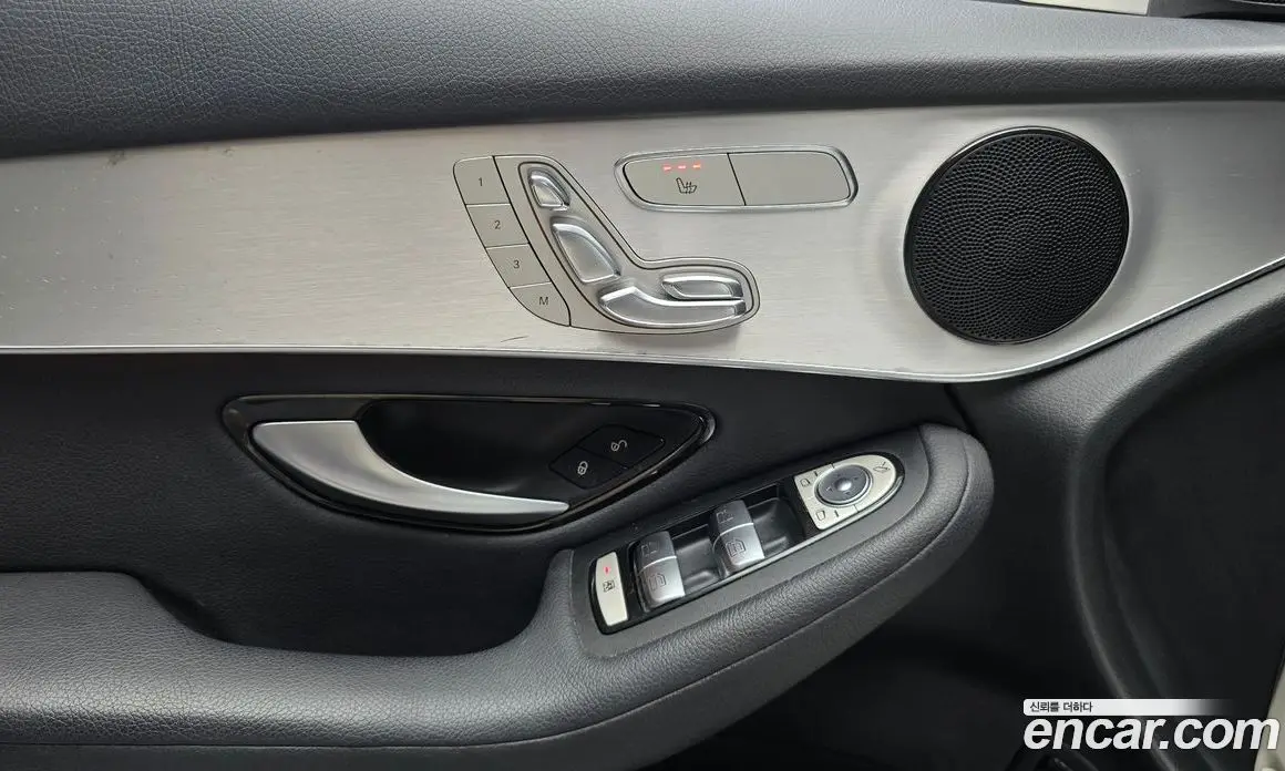 Mercedes-Benz GLC-Class 2016 2.1 автомат (гидро), фото 17
