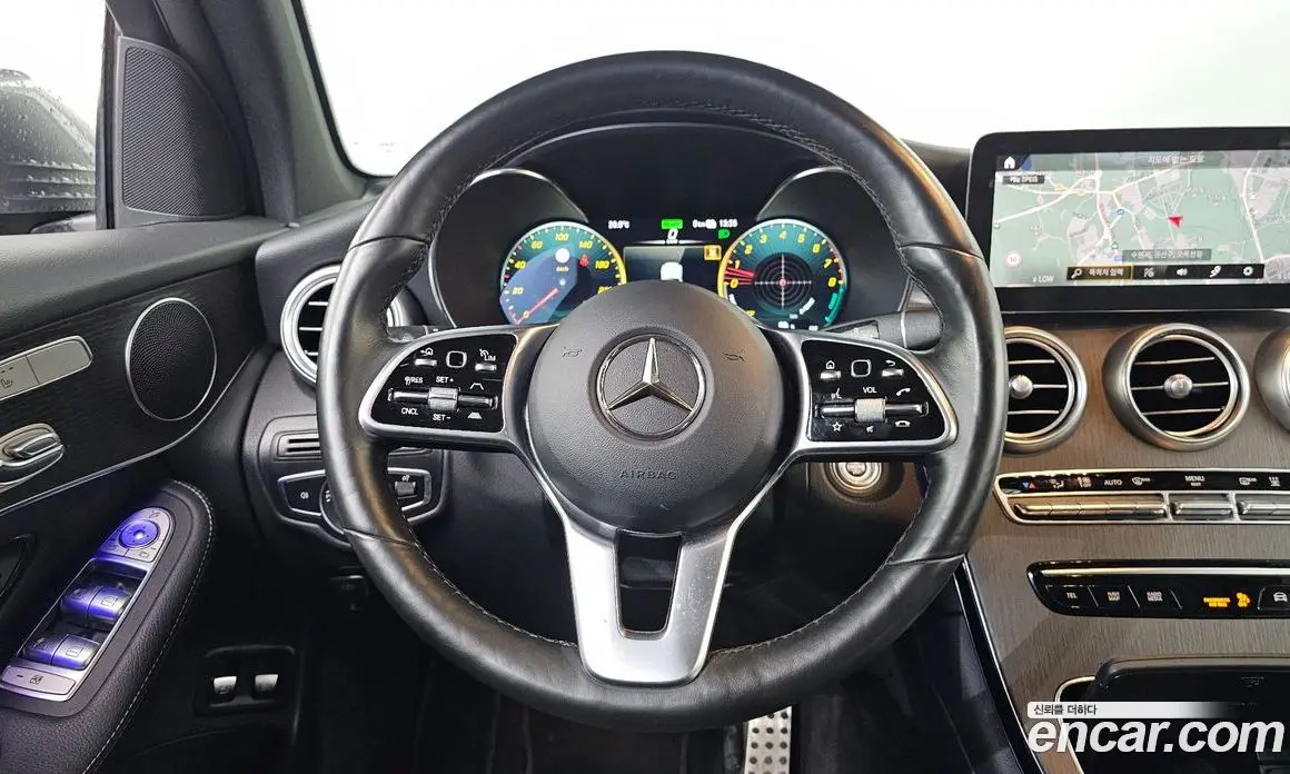 Mercedes-Benz GLC-Class 2021 2.0 автомат (гидро), фото 19