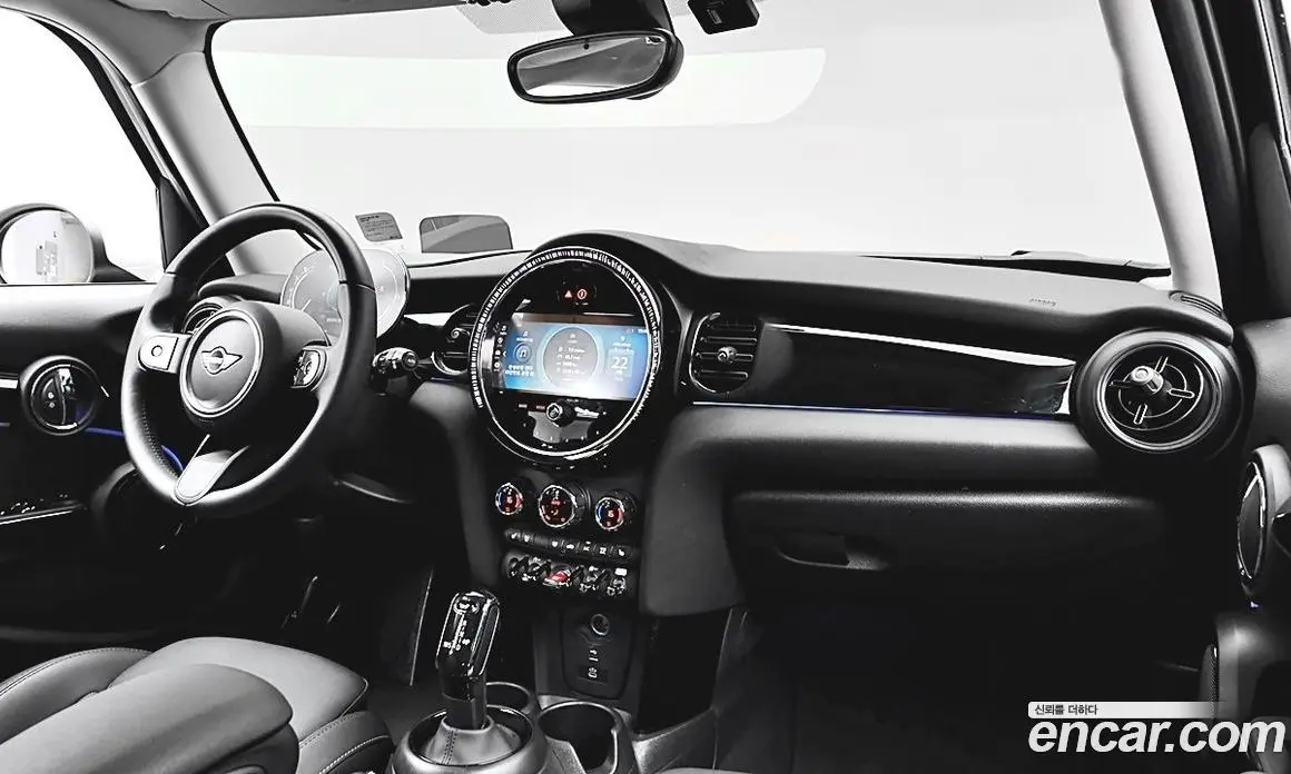 Mini Cooper 2023 1.5 автомат (гидро), фото 16