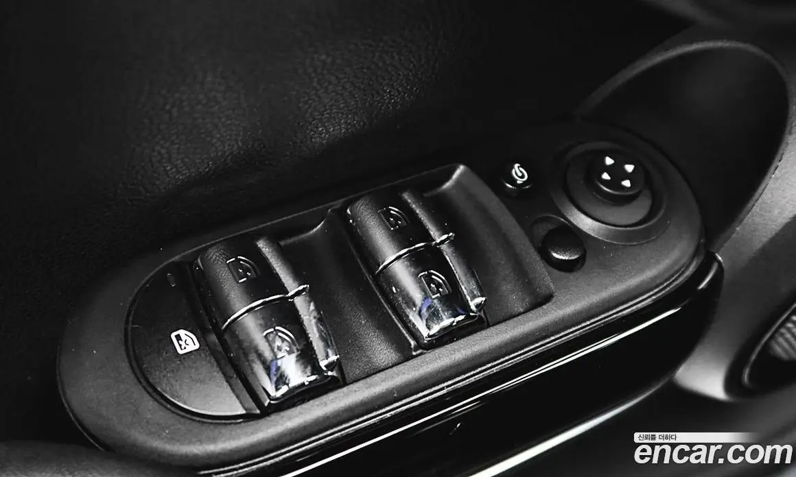 Mini Cooper 2023 1.5 автомат (гидро), фото 19