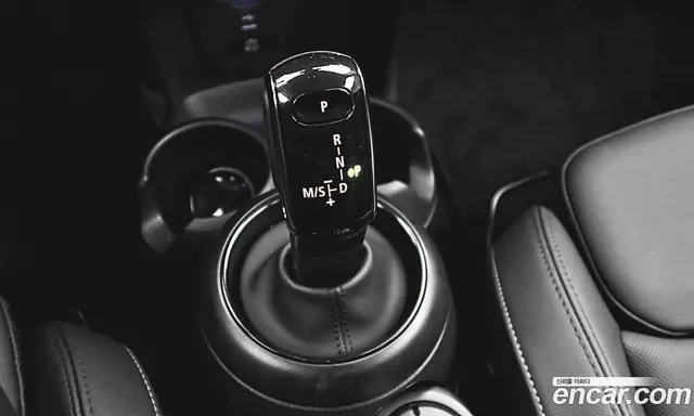 Mini Cooper 2023 1.5 автомат (гидро), миниатюра 5