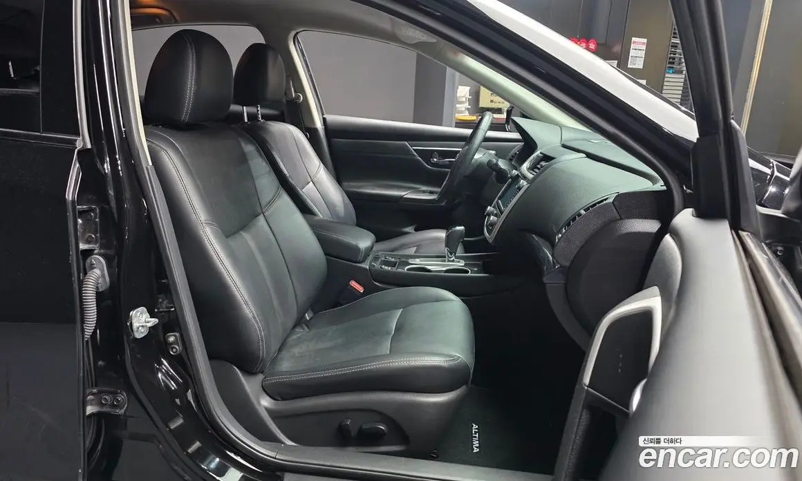 Nissan Altima 2016 2.5 автомат (гидро), фото 11