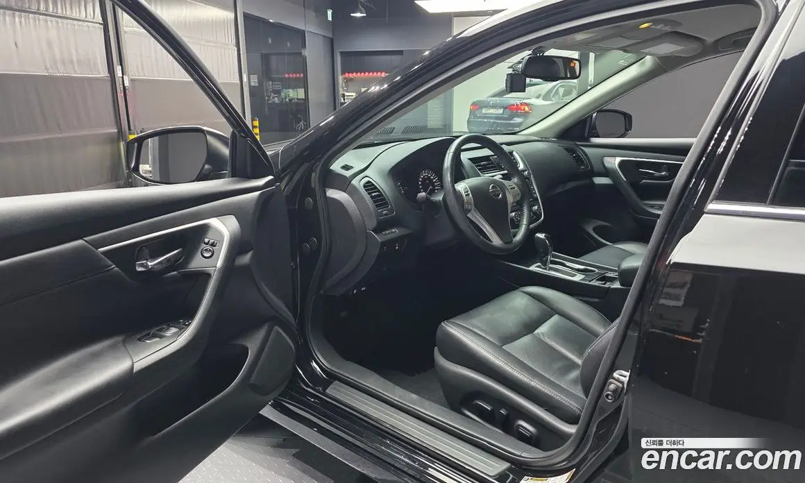 Nissan Altima 2016 2.5 автомат (гидро), фото 10