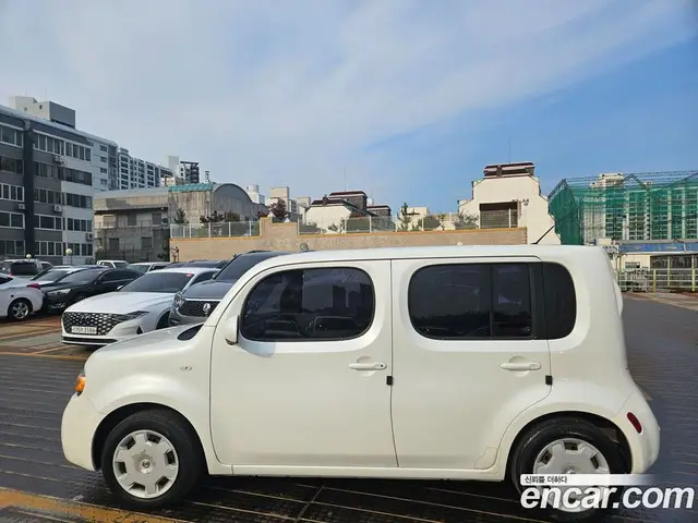 Nissan Cube 2013 1.8 автомат (гидро), миниатюра 3