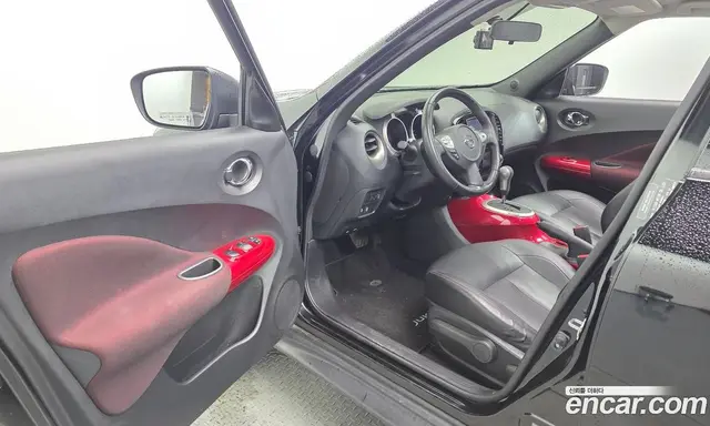 Nissan Juke 2015 1.6 автомат (гидро), миниатюра 12