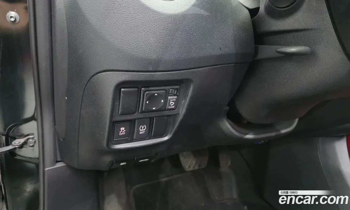 Nissan Juke 2015 1.6 автомат (гидро), фото 25