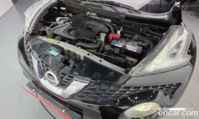Nissan Juke 2015 1.6 автомат (гидро), миниатюра 5