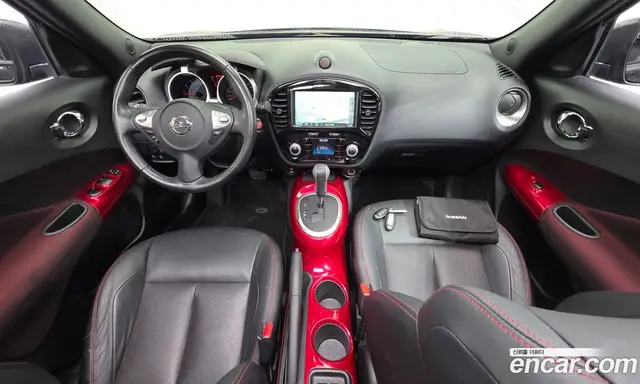 Nissan Juke 2015 1.6 автомат (гидро), миниатюра 9