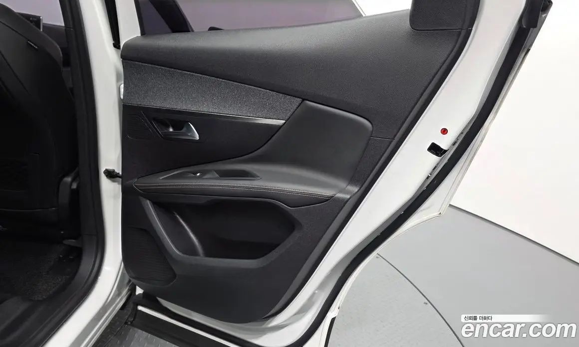 Peugeot 3008 2019 1.5 автомат (гидро), фото 15 Peugeot 3008 2019 1.5 автомат (гидро), фото 15