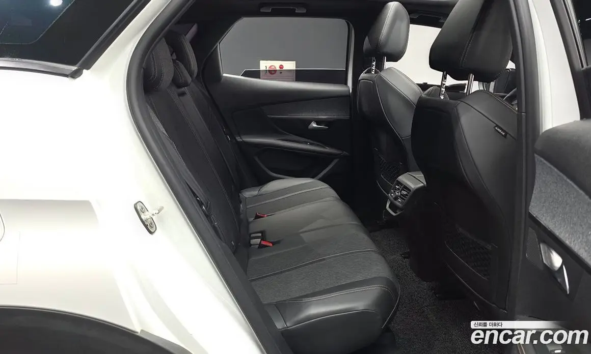 Peugeot 3008 2019 1.5 автомат (гидро), фото 18 Peugeot 3008 2019 1.5 автомат (гидро), фото 18