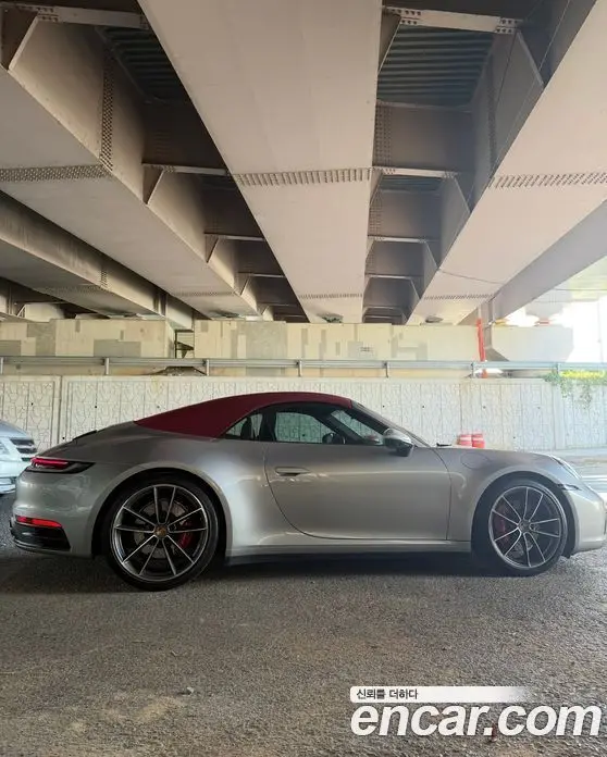 Porsche 911 2020 3.0 автомат (гидро), миниатюра 1