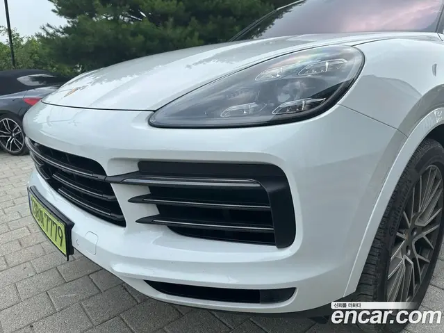 Porsche Cayenne 2023 3.0 автомат (гидро), миниатюра 1