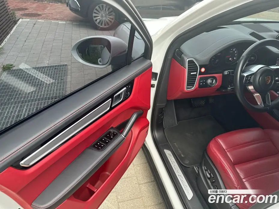 Porsche Cayenne 2023 3.0 автомат (гидро), фото 13