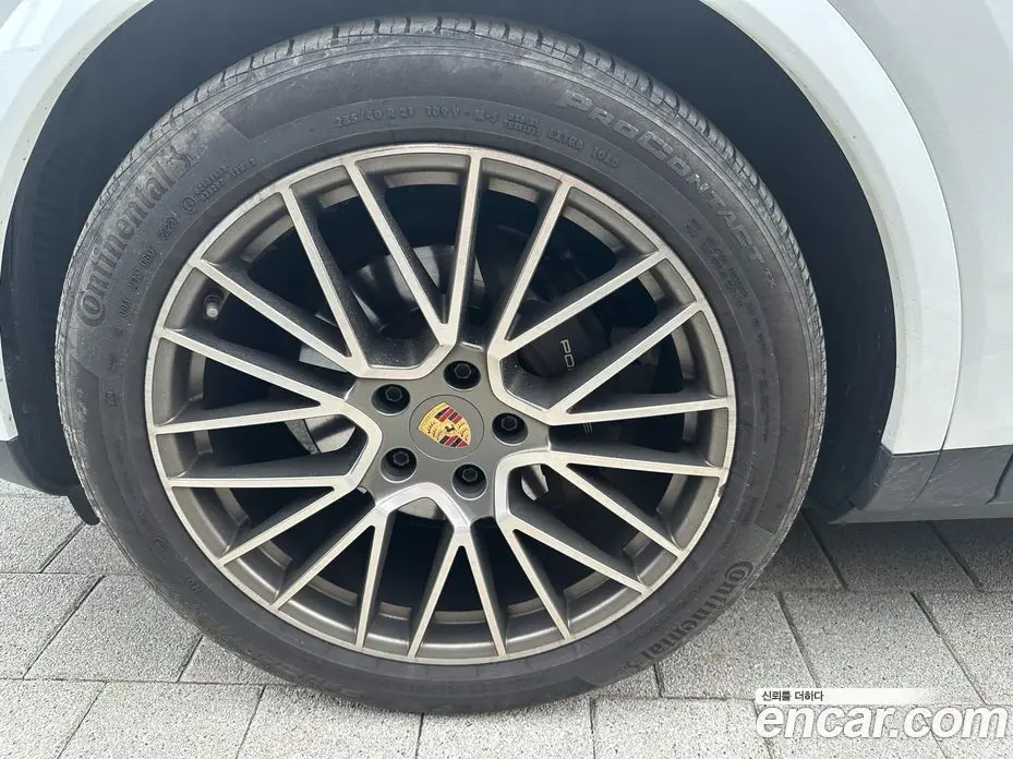 Porsche Cayenne 2023 3.0 автомат (гидро), фото 18