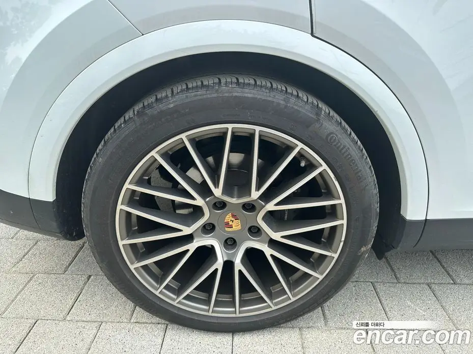 Porsche Cayenne 2023 3.0 автомат (гидро), фото 19