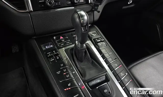 Porsche Macan 2014 2.0 автомат (гидро), миниатюра 9