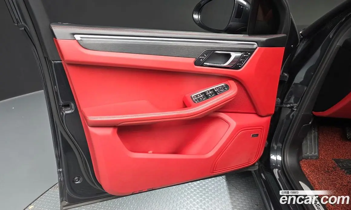 Porsche Macan 2018 3.0 автомат (гидро), фото 13