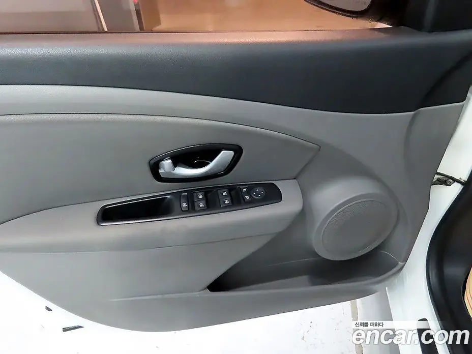 Renault (Samsung) SM3 2009 1.6 автомат (гидро), фото 13