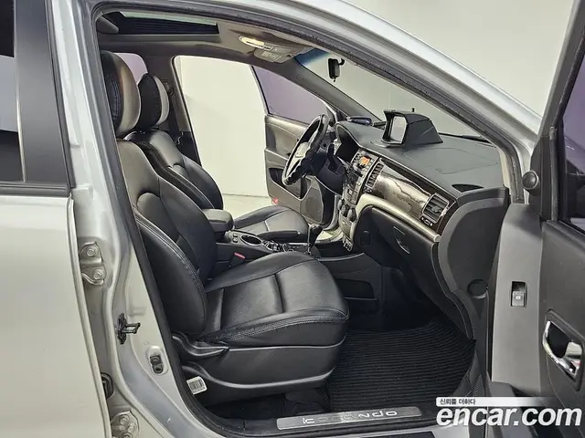 SsangYong Korando 2011 2.0 автомат (гидро), миниатюра 11