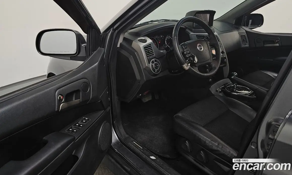SsangYong Korando 2012 2.0 автомат (гидро), фото 13