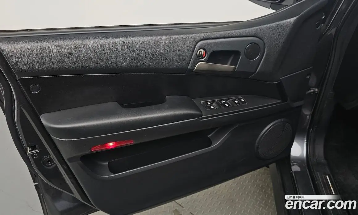 SsangYong Korando 2012 2.0 автомат (гидро), фото 14
