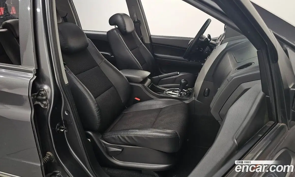 SsangYong Korando 2012 2.0 автомат (гидро), фото 16