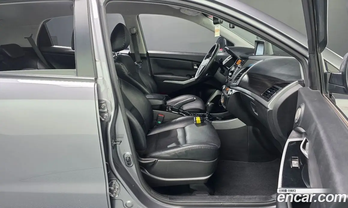 SsangYong Korando 2014 2.0 автомат (гидро), фото 16