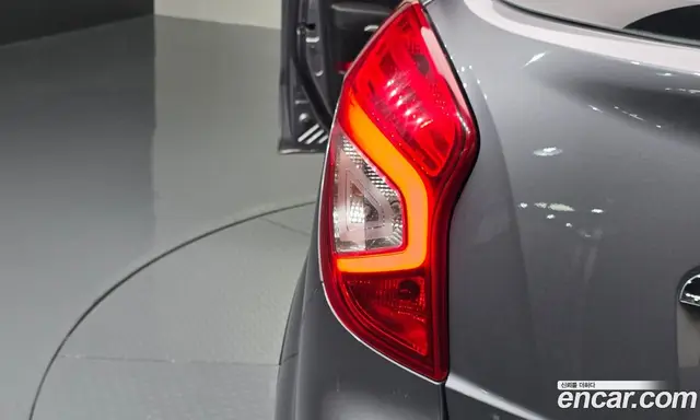 SsangYong Korando 2014 2.0 автомат (гидро), миниатюра 9