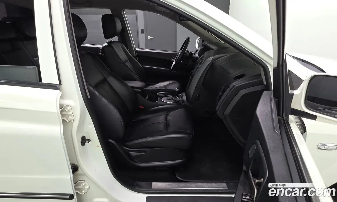 SsangYong Korando 2014 2.0 автомат (гидро), фото 12