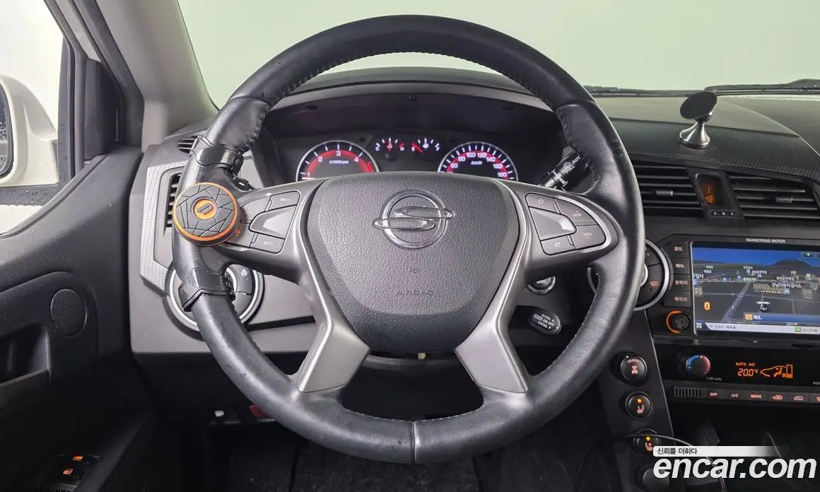 SsangYong Korando 2015 2.0 автомат (гидро), фото 13