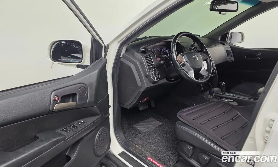 SsangYong Korando 2015 2.0 автомат (гидро), фото 10