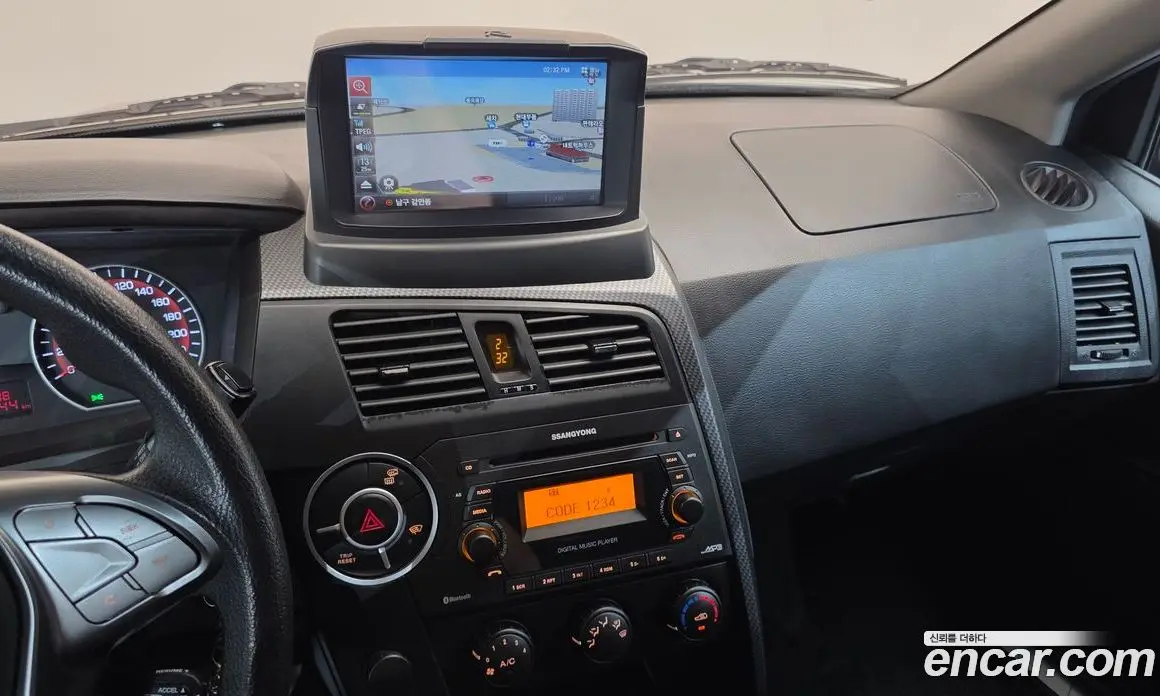 SsangYong Korando 2015 2.0 автомат (гидро), фото 20