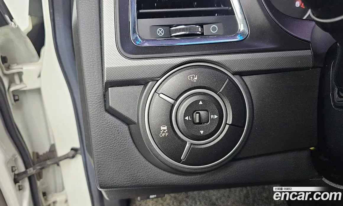 SsangYong Korando 2016 2.0 автомат (гидро), фото 18 SsangYong Korando 2016 2.0 автомат (гидро), фото 18