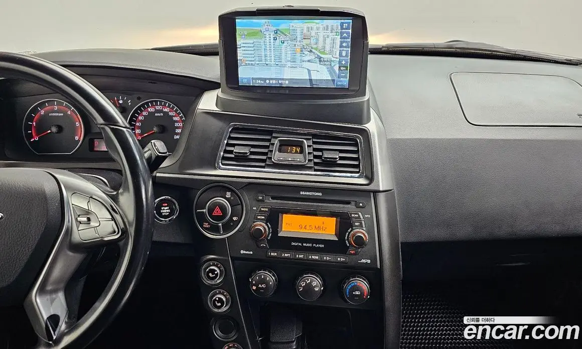 SsangYong Korando 2017 2.2 автомат (гидро), фото 14