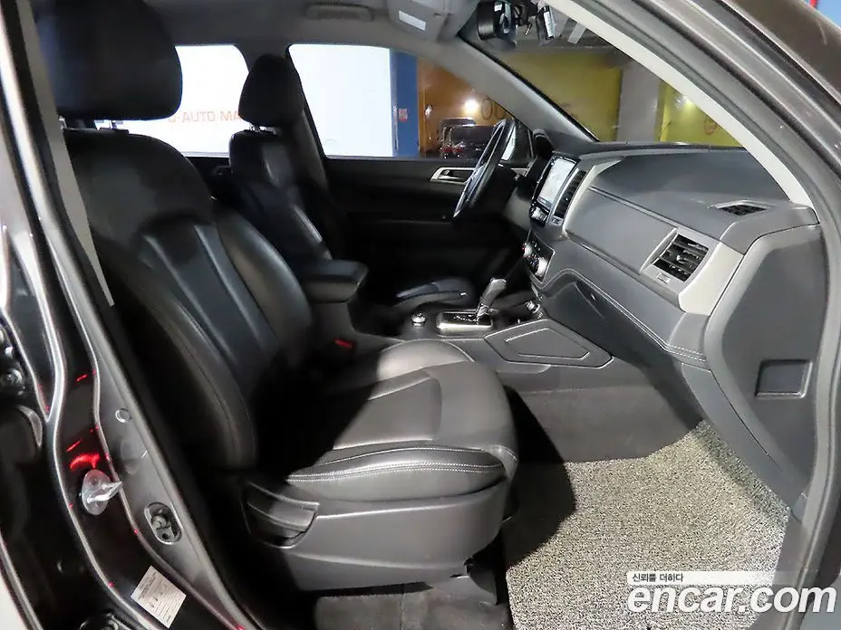 SsangYong Rexton 2018 2.2 автомат (гидро), фото 8