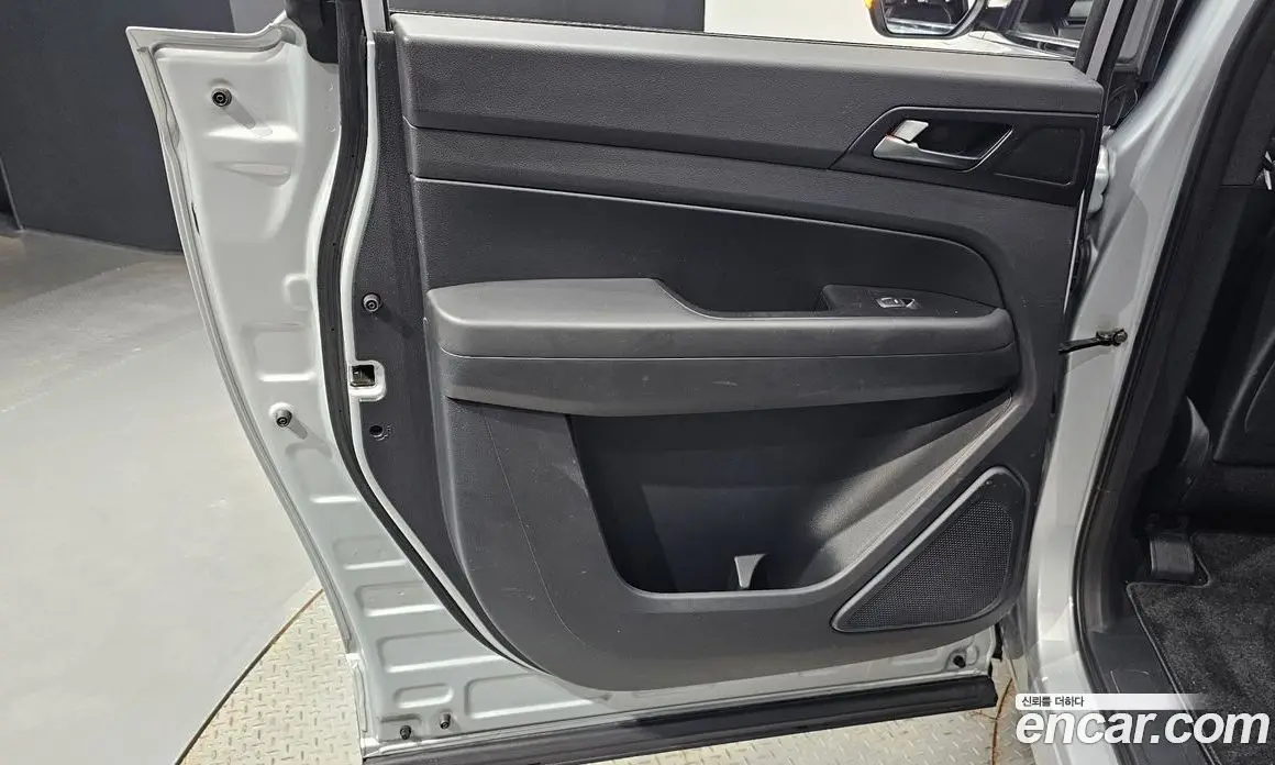 SsangYong Rexton 2019 2.2 автомат (гидро), фото 15