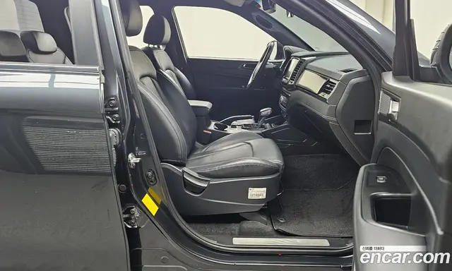 SsangYong Rexton 2022 2.2 автомат (гидро), миниатюра 11