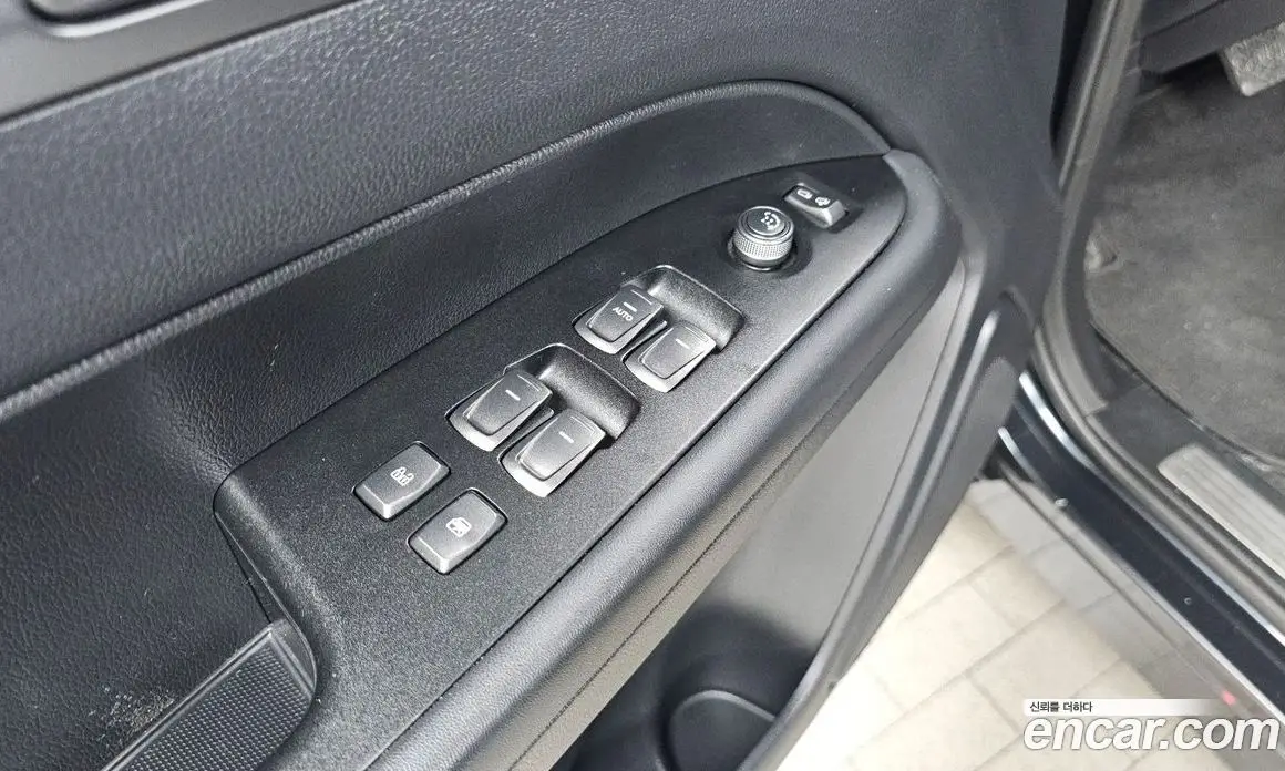 SsangYong Rexton 2022 2.2 автомат (гидро), фото 14