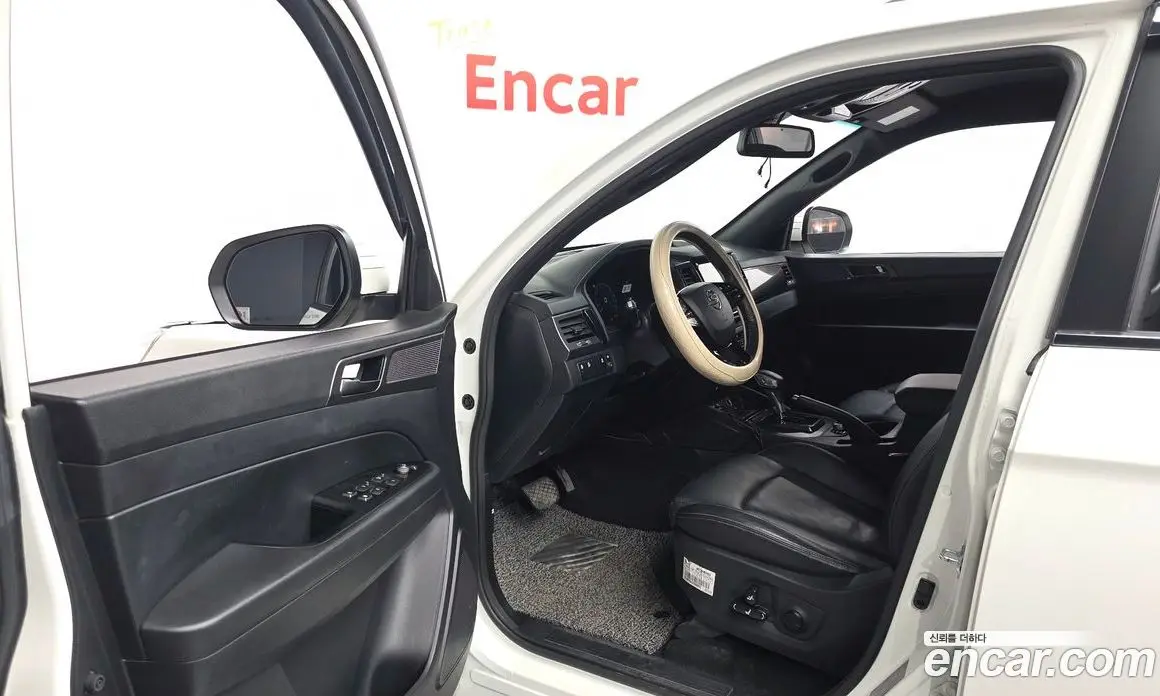 SsangYong Rexton 2023 2.2 автомат (гидро), фото 13