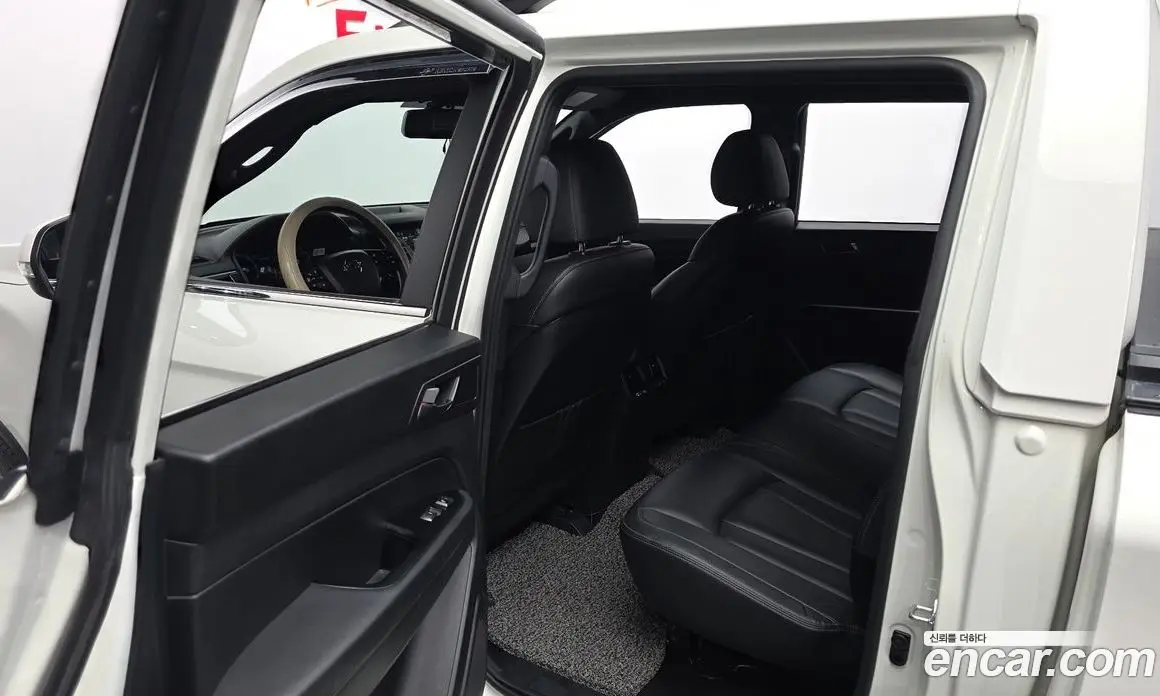 SsangYong Rexton 2023 2.2 автомат (гидро), фото 16