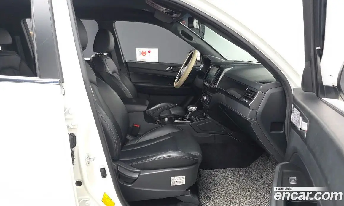 SsangYong Rexton 2023 2.2 автомат (гидро), фото 17