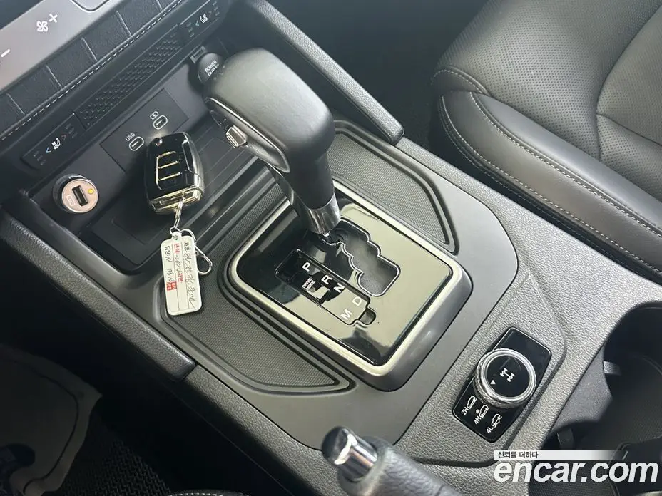 SsangYong Rexton 2024 2.2 автомат (гидро), фото 16