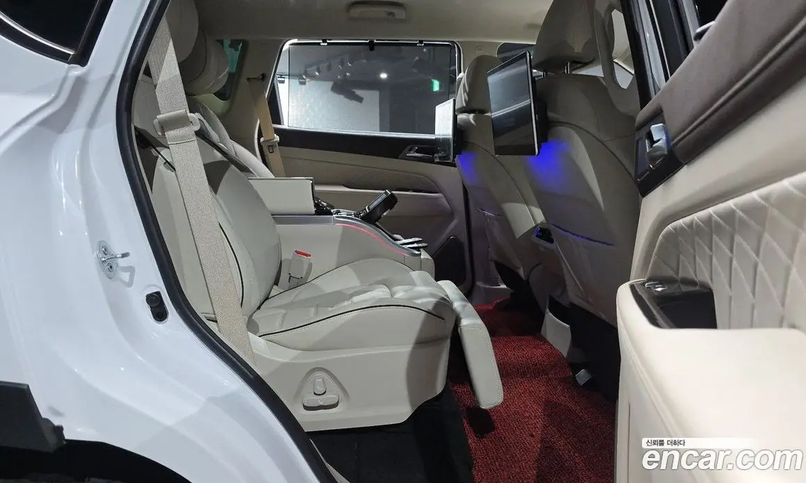 SsangYong Rexton 2024 2.2 автомат (гидро), фото 17