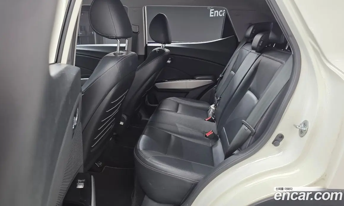 SsangYong TIBOLI 2015 1.6 автомат (гидро), фото 12
